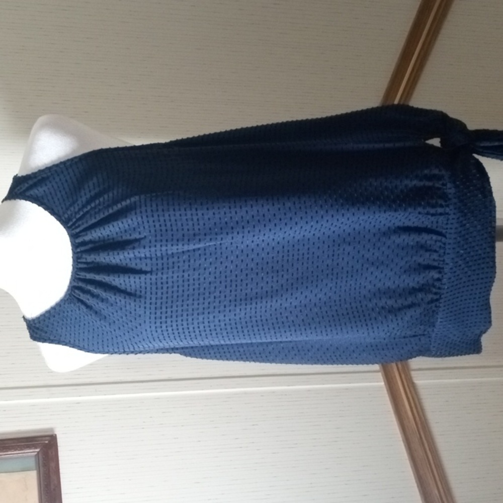 Trina Turk Navy Sleeveless Blouse, Cottage Core, Professional, Office, Picnic - Picture 5 of 10